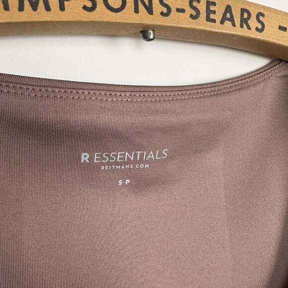 Reitmans R Essentials Mauve Taupe Contour Tank Top Small - Picture 2 of 3